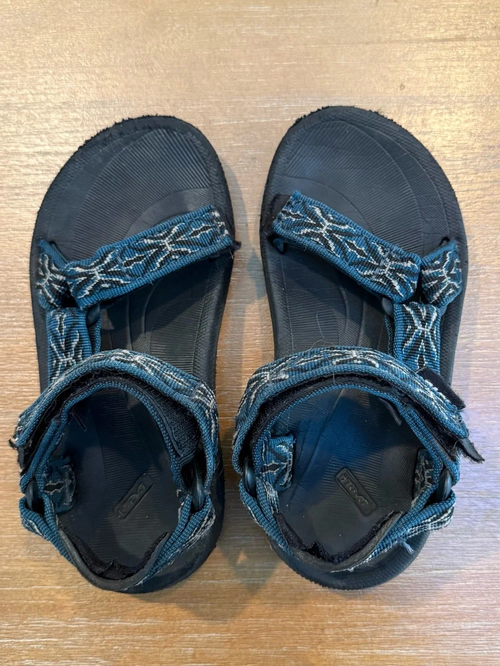 Teva Kids Hurricane Sports Sandal Blue Black Geometric Pattern Size 13